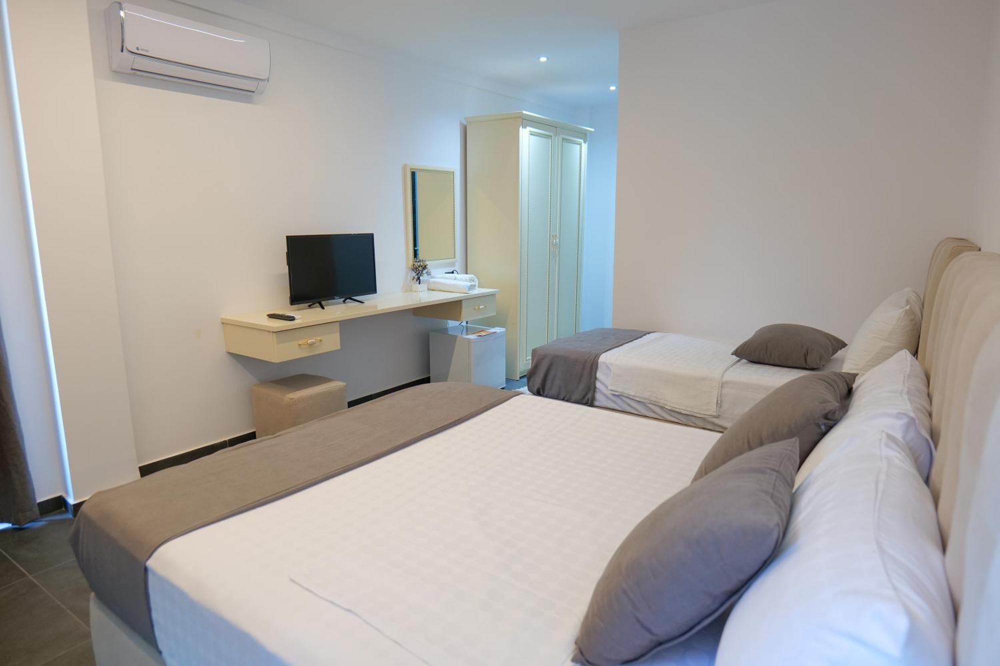 Hotel Celaj Vlorë Eksteriør billede