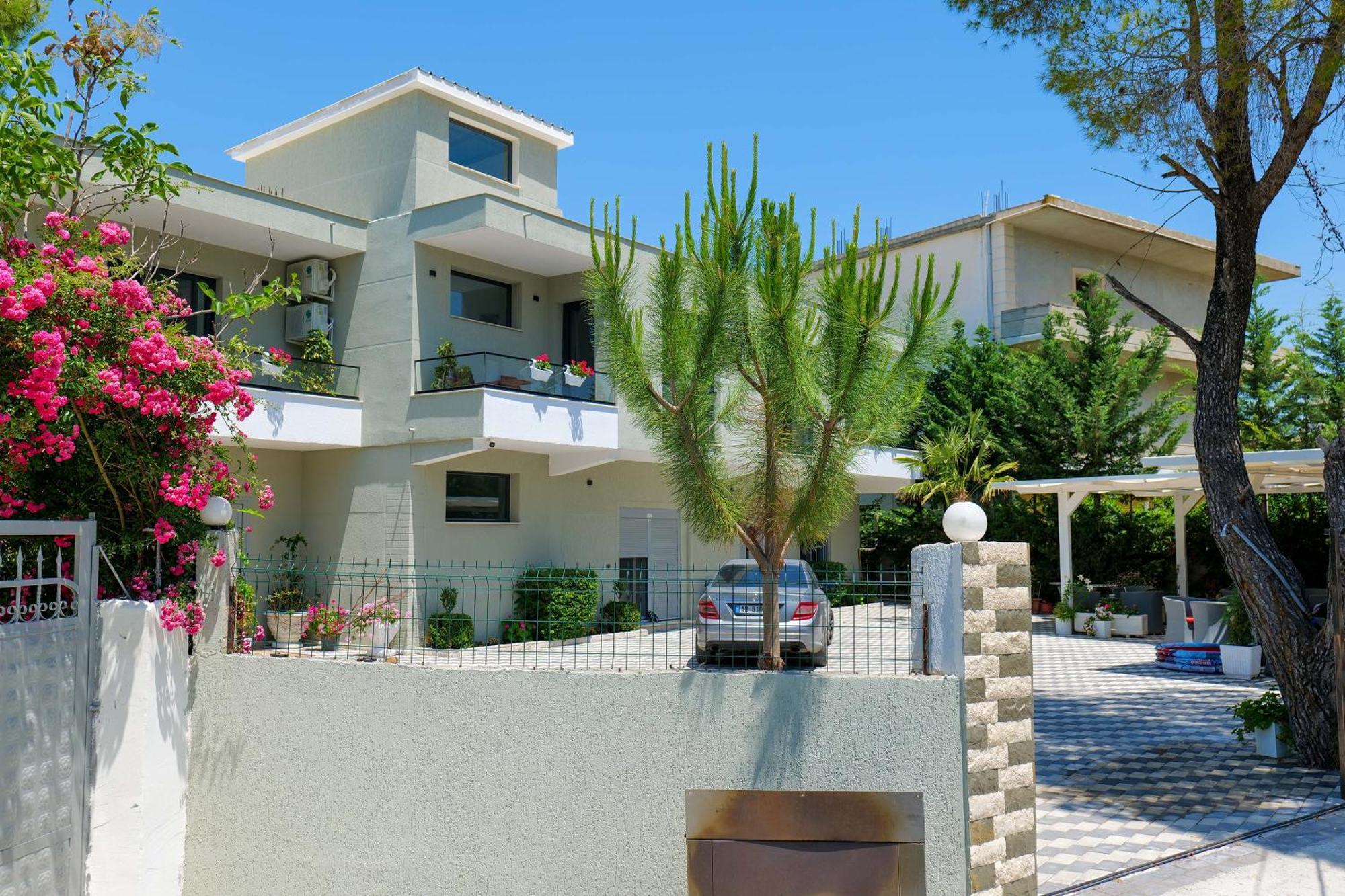Hotel Celaj Vlorë Eksteriør billede